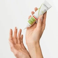 A-Derma Biology Anti-Rötungspflege dermatologisch, 40 ml- Rötungen