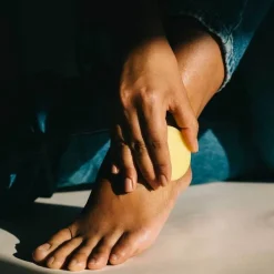 4peoplewhocare GmbH Gepflegte Füße-Zehenschmaus Creme Dose, 40 g